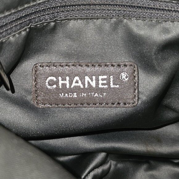 Chanel Sheared Mink Handbag with Silver Hardware - Picture 4 of 10